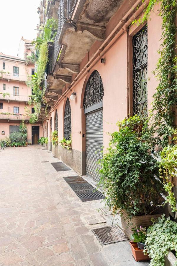 Bocconi 2 Camere In Stile Corte Milanese Bagian luar foto